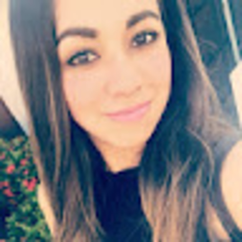Meet your Posher, Zaira